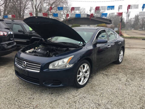 2010 Nissan Maxima for sale at Antique Motors in Plymouth IN