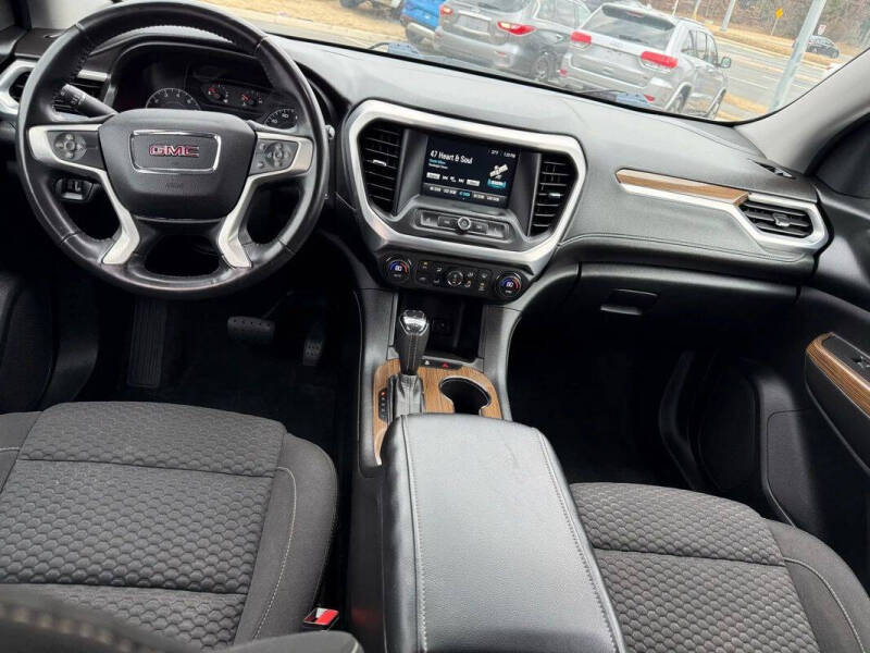 2018 GMC Acadia SLE-1