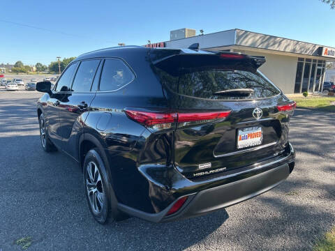 2021 Toyota Highlander XLE