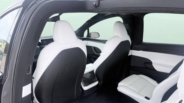 2022 Tesla Model X Plaid