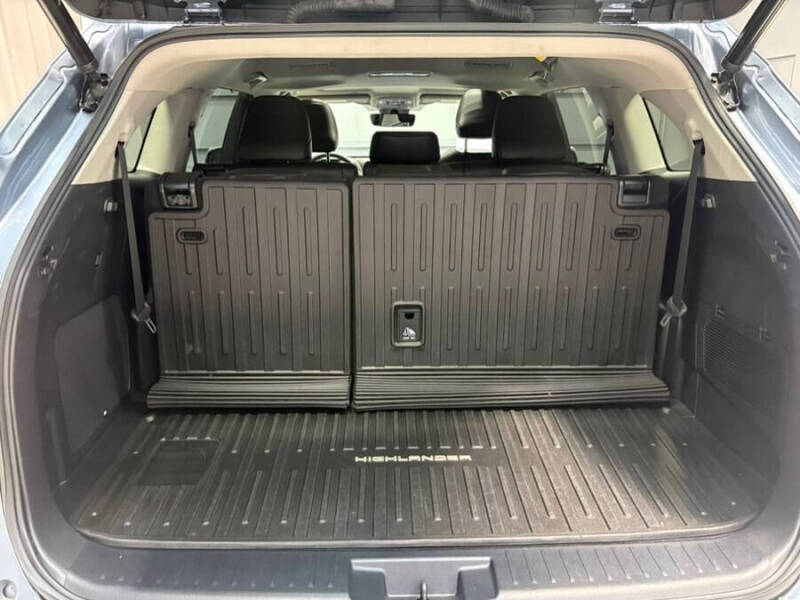 2022 Toyota Highlander Limited