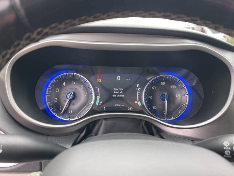 2021 Chrysler Pacifica Touring L