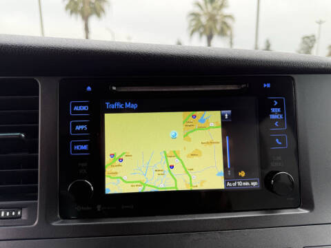 2016 Toyota Sienna LE 8-Passenger