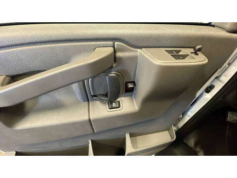 2025 GMC Savana 3500