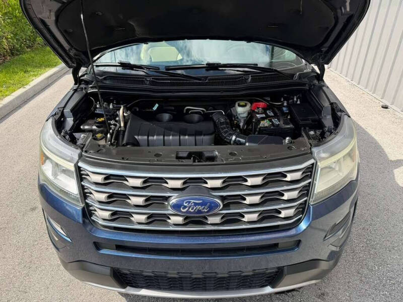 2017 Ford Explorer XLT