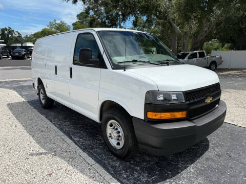 2021 Chevrolet Express 2500
