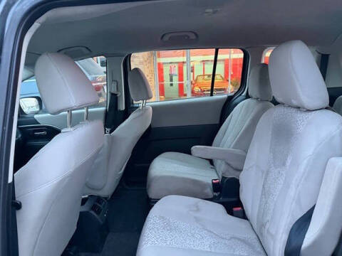 2012 Mazda MAZDA5 Sport