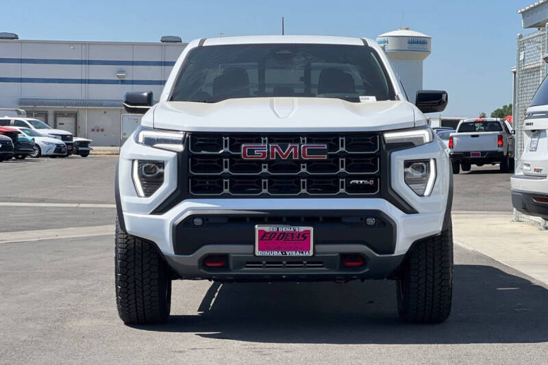 2025 GMC Canyon AT4