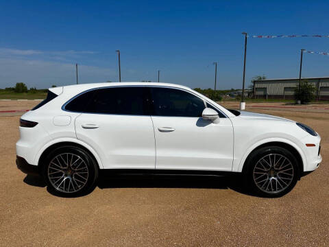 2022 Porsche Cayenne Platinum Edition