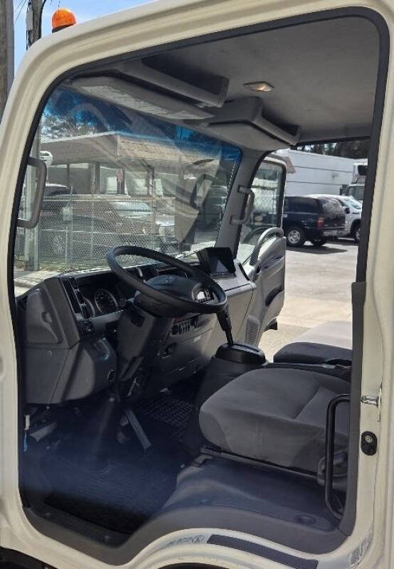 2021 Isuzu NPR