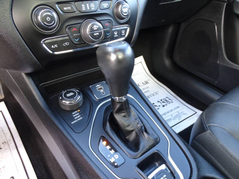 2021 Jeep Cherokee 80th Anniversary Edition