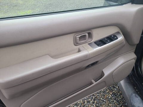 2004 Nissan Pathfinder SE