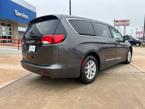 2017 Chrysler Pacifica Touring