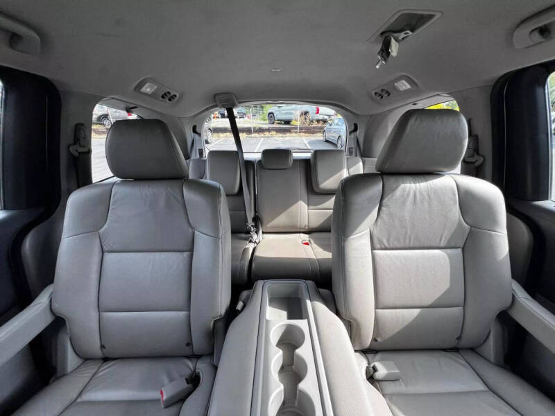 2012 Honda Odyssey EX-L photo 20