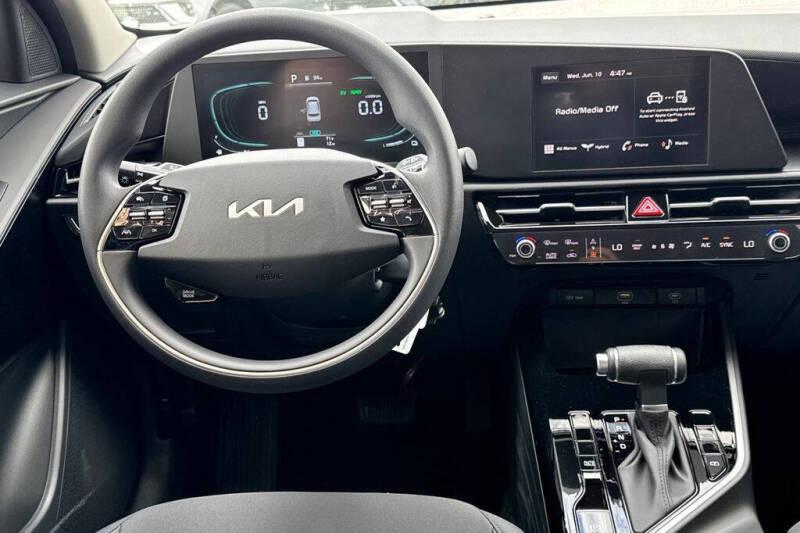 2026 Kia Niro LX