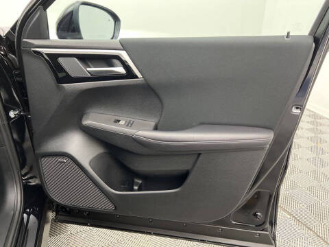 2025 Mitsubishi Outlander ES