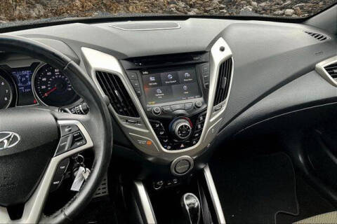 2016 Hyundai Veloster