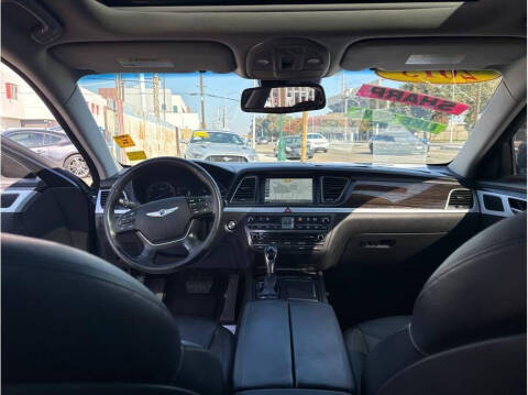 2015 Hyundai Genesis