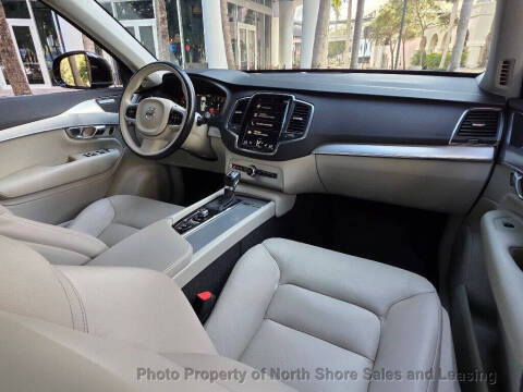 2018 Volvo XC90 T6 Momentum