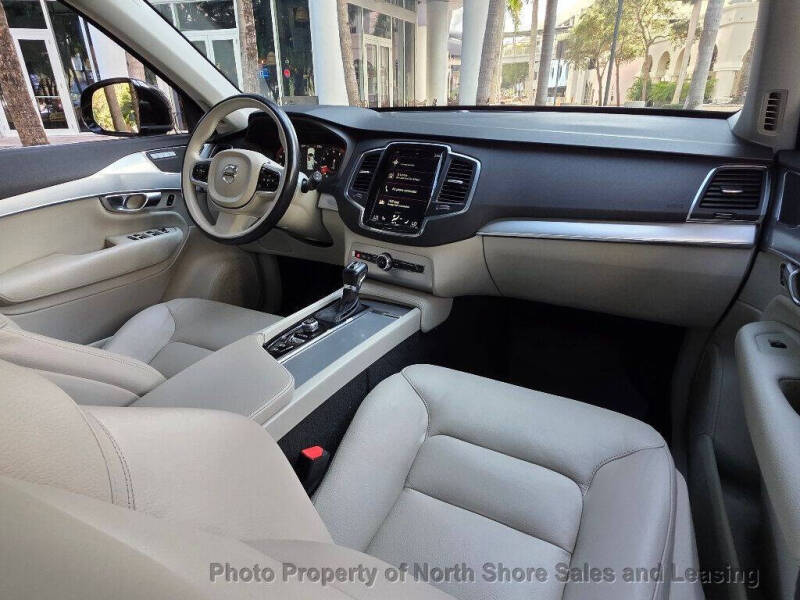 2018 Volvo XC90 T6 Momentum