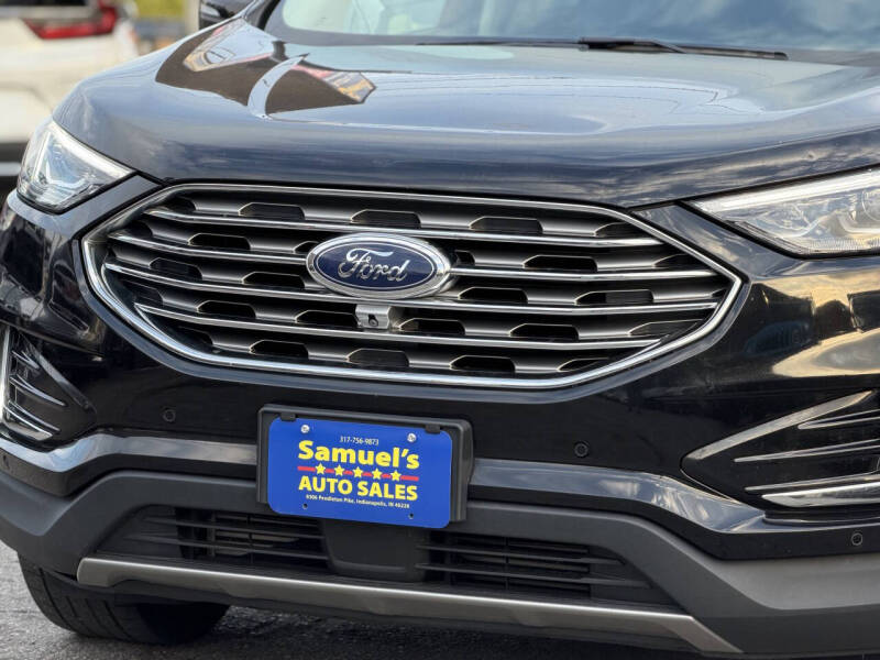 2022 Ford Edge Titanium