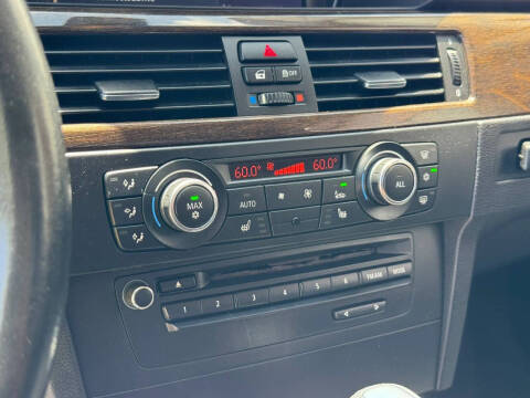 2012 BMW 3 Series