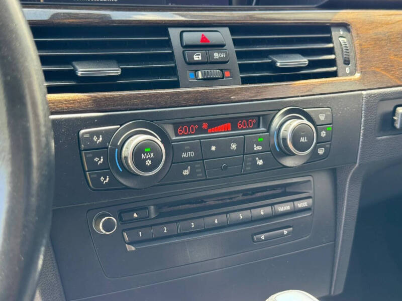 2012 BMW 3 Series