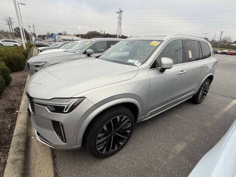 2025 Volvo XC90 B5 Plus Bright Theme 7P