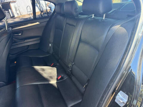 2016 BMW 5 Series 528i