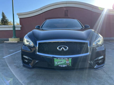 2017 Infiniti Q70 5.6