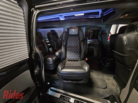 2022 Chevrolet Express 2500