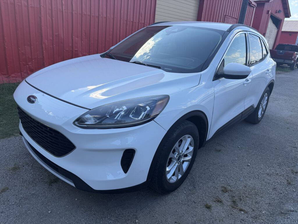 White 2020 Ford Escape SE SE 4dr SUV 1