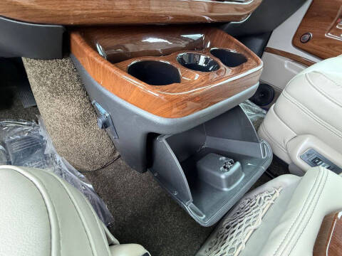 2025 Chevrolet Express 2500