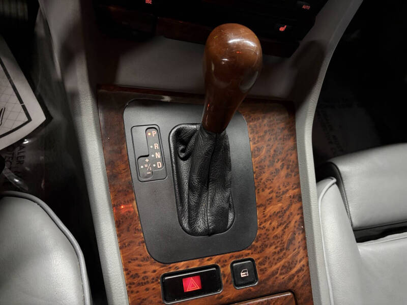 2001 BMW 7 Series 740i