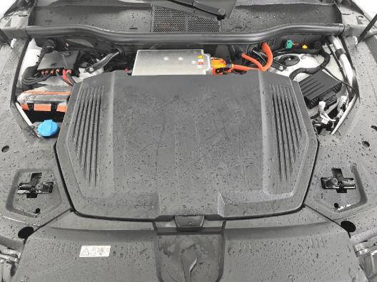 2022 Audi e-tron quattro Premium