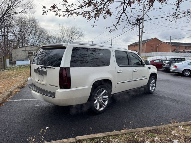 2010 Cadillac Escalade ESV Premium