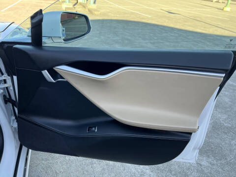 2017 Tesla Model S 75D