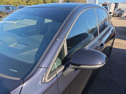 2022 Volkswagen Golf GTI Autobahn