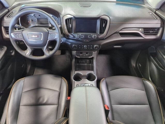 2024 GMC Terrain AT4