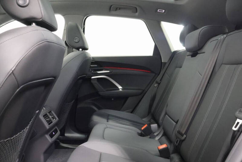 2025 Audi Q5 quattro Premium Plus TFSI