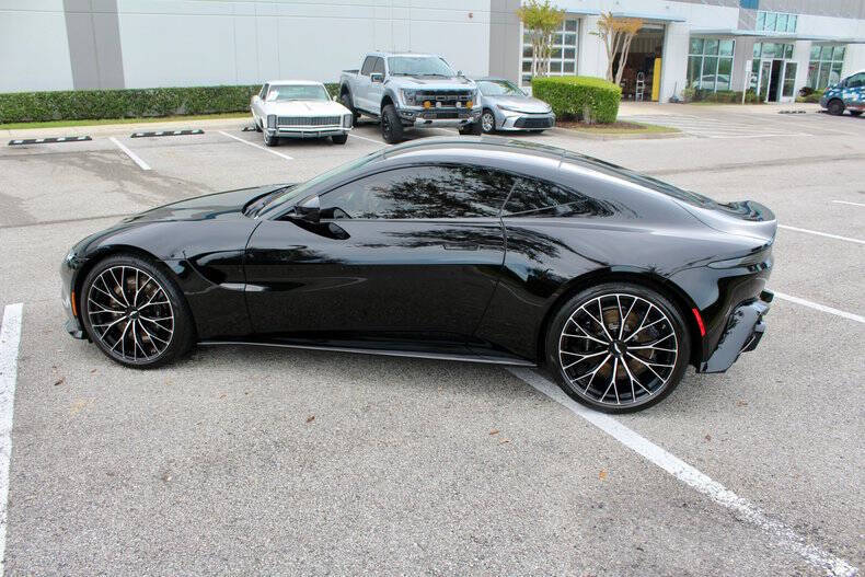 2023 Aston Martin Vantage