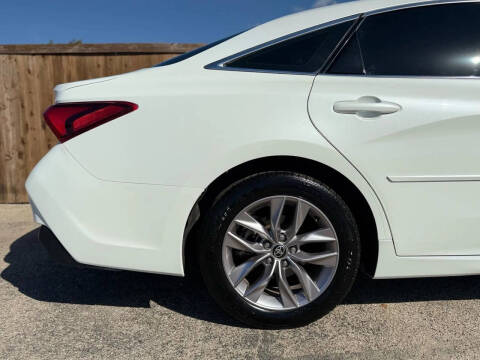 2021 Toyota Avalon XLE