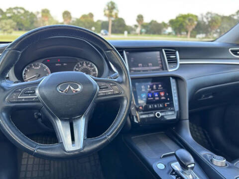 2019 Infiniti QX50 Essential
