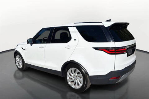 2024 Land Rover Discovery P300 S