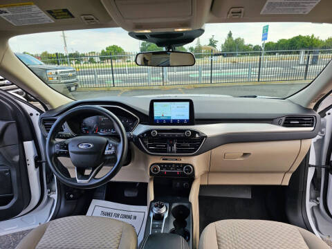 2020 Ford Escape SE