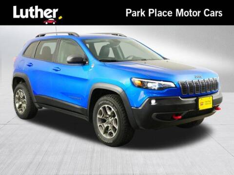 2020 Jeep Cherokee for sale at Park Place Motor Cars in Rochester MN
