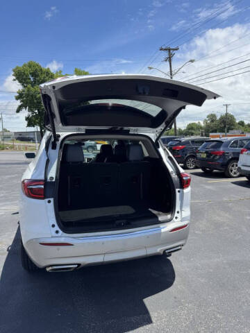 2020 Buick Enclave Essence