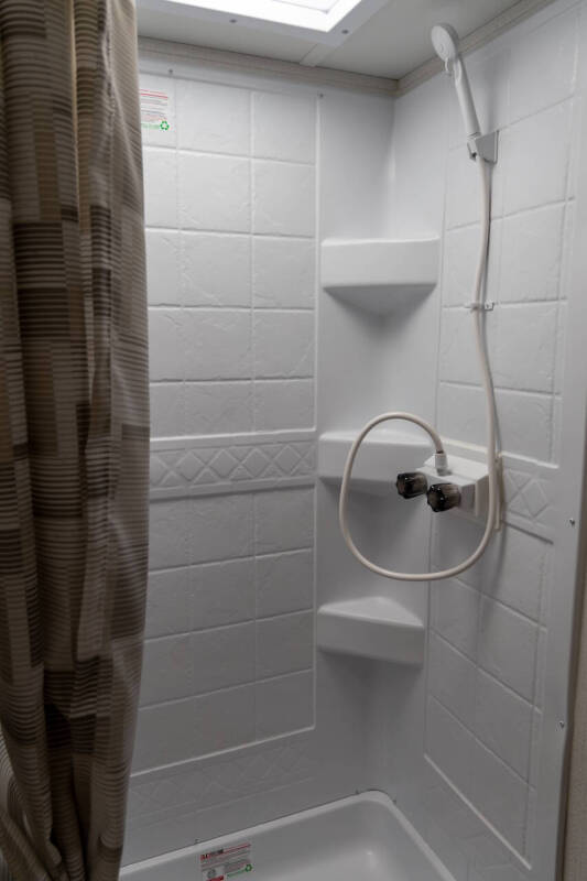 2025 Shasta RV SST 18FQ