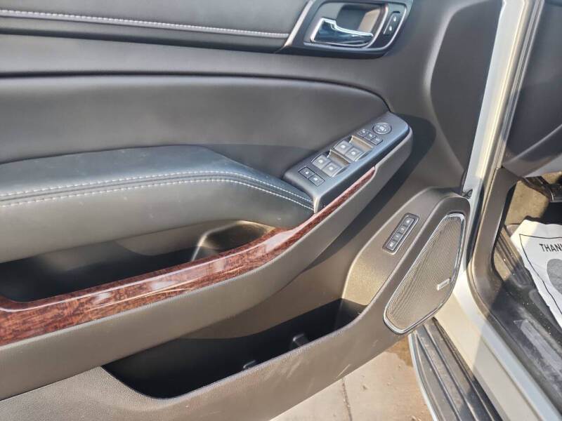 2017 GMC Yukon XL SLT