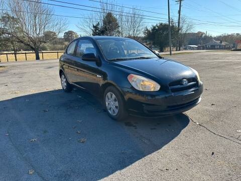 2007 Hyundai Accent for sale at TRAVIS AUTOMOTIVE in Corryton TN
